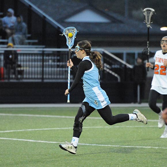 Lauren Telford in action on the lacrosse field