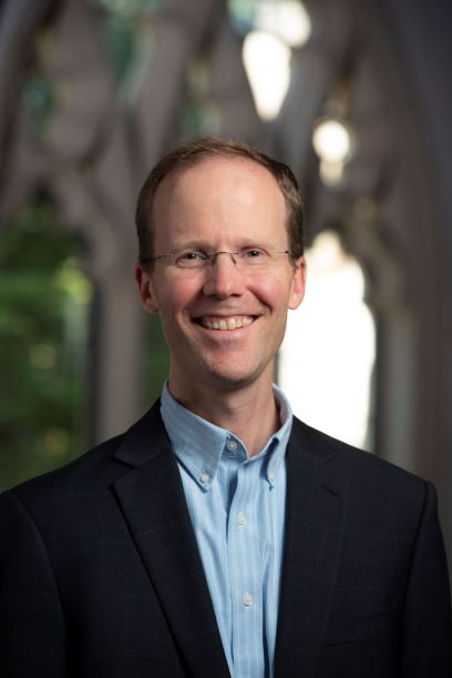 Kinghorn faculty photo 3 (1).jpg