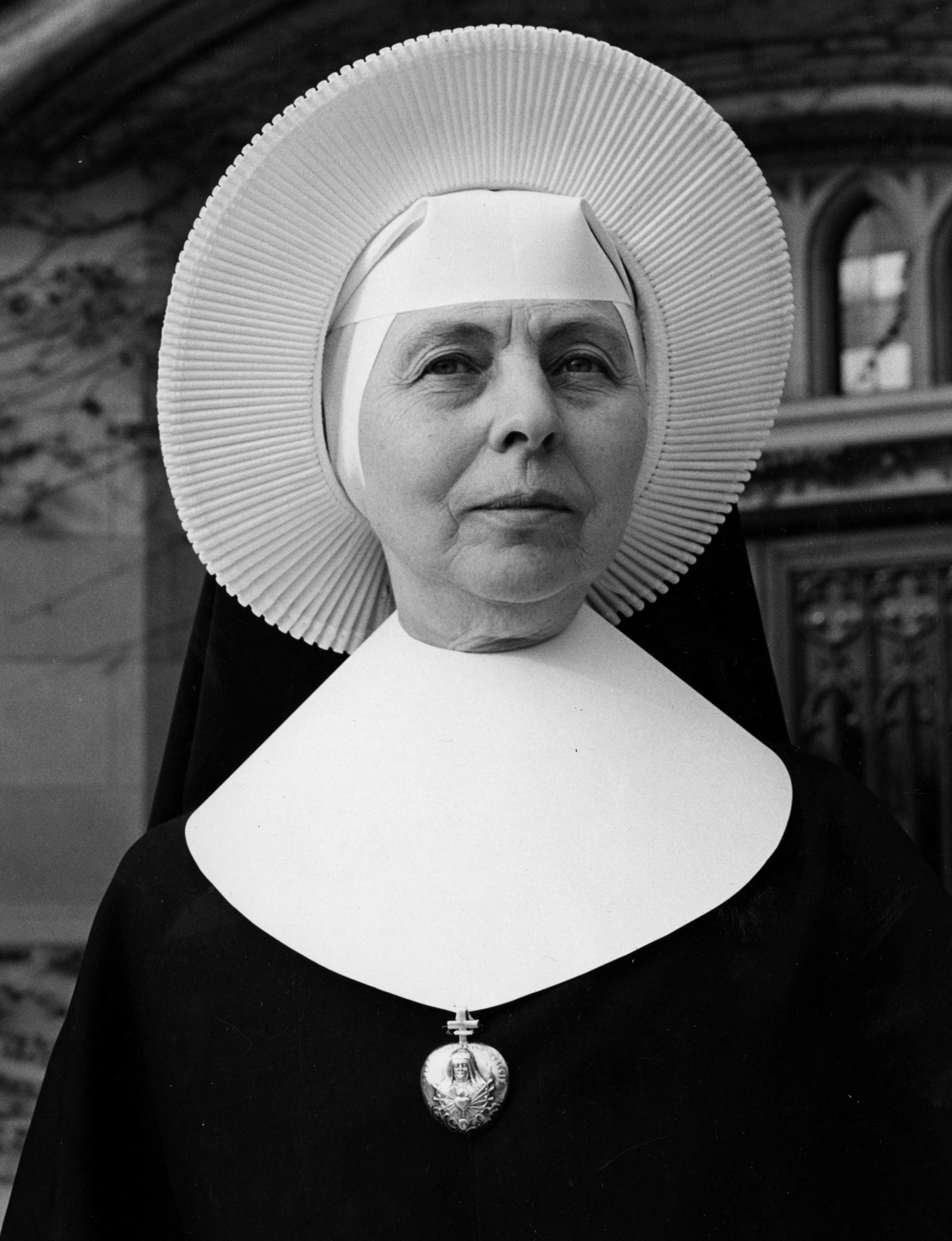 RS16447_SrMadeleva_Grayscale.jpg
