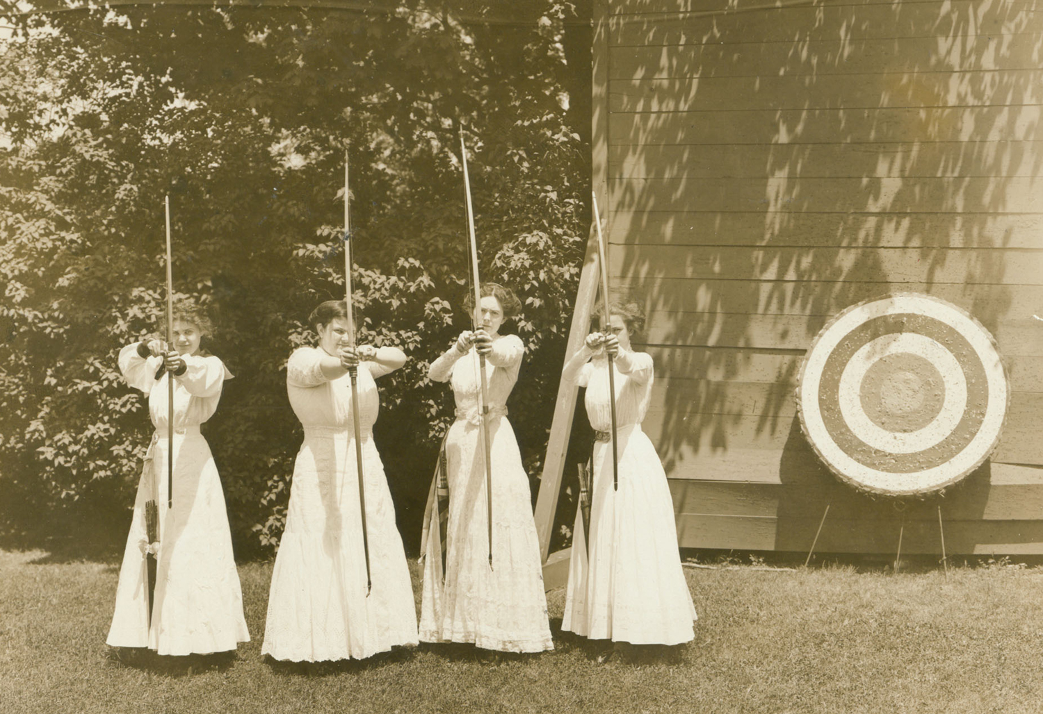 Vintage Archery photo from Saint Mary