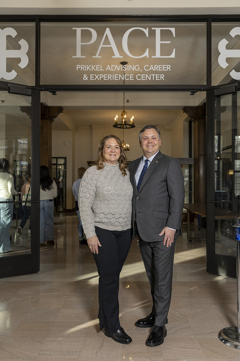 Jennifer Mathile Prikkel ’95 and her husband Patrick Prikkel