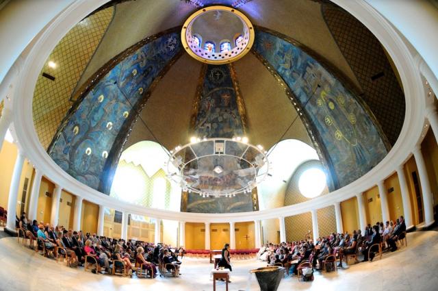 Interior shot of Church of Our Lady of Loretto on the Saint Mary's campus.