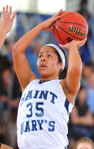 Shanlynn Bias had a career-high 17 points in the Belles' win.