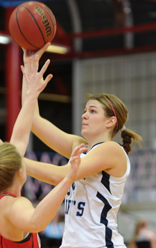 Kelley Murphy had game-highs for points (20) and steals (3).