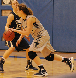 Ariana Paul looks to drive around a defender in the second half on Wednesday.