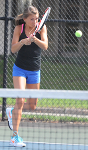 Kayle Sexton picked up a 6-0, 6-1 win at two singles for the Belles.