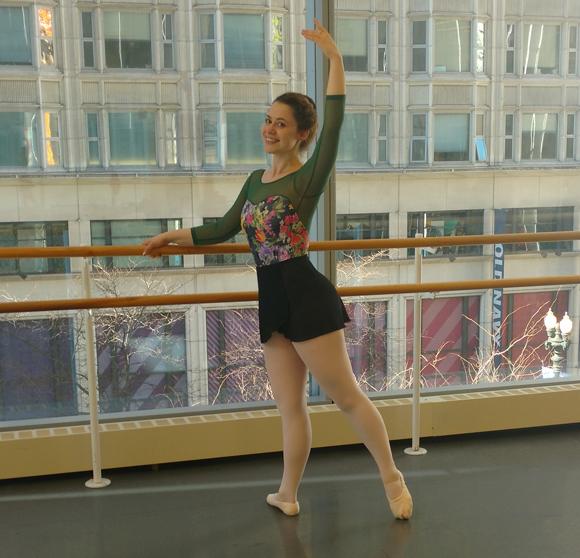 Kate Ortigara '10 continues to dance in Chicago